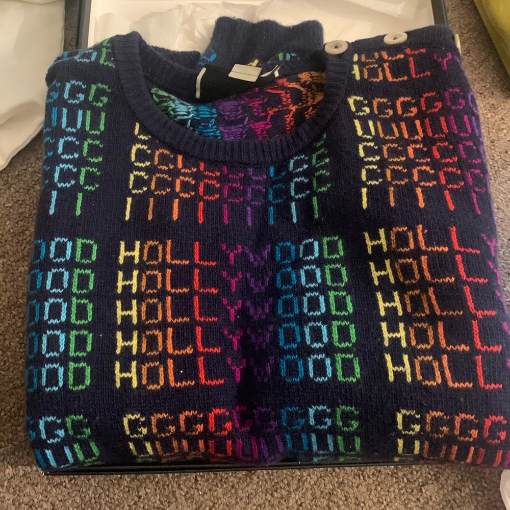 Designer ! - Picture 3 of 3